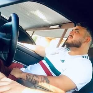 Meet your Posher, Omar